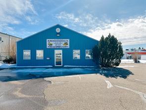 4427 45 Avenue  For Lease