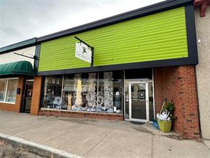 2119 20 Street  For Sale