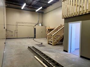 15, 7875 48 Avenue  For Lease