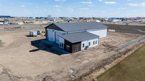 9513 150 Street  For Lease