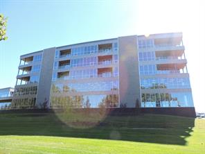 102, 5002 55 Street  For Lease