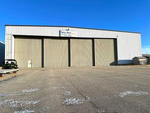 101A/101B, 10910 Airport Drive  For Sale