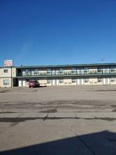 4904 50 Avenue  For Sale