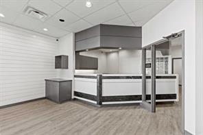 14, 9701 84 Avenue  For Lease