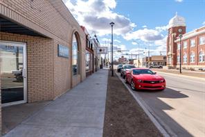 4925 50 Street  For Sale