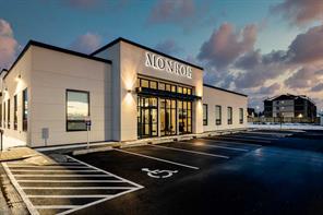 Administrative and Support ,Arts and Entertainment,Barber/Beauty,Decorator,Financial ,Fitness,Health Food,Health Services,Jewelry,Medical ,Photographer,Professional/Office,Real Estate For Lease