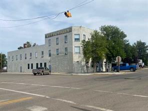 Hotel/Motel ,Liquor Store  For Sale