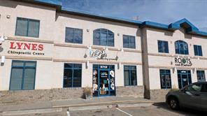 5712 48 Avenue  For Lease