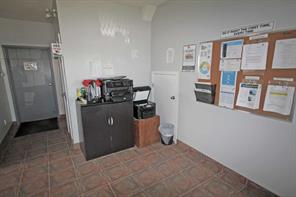 MAIN FLOOR ENTRANCE RECEPTION AREA