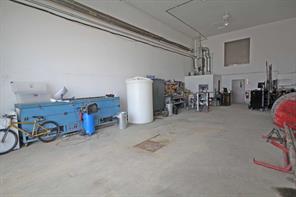 25'x54'SOUTHSIDE WAREHOUSE