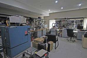 MAIN FLOOR REPAIR SHOP