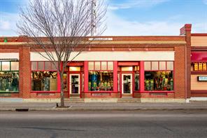 304 10 Street  For Sale