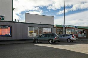421 2 Avenue  N For Sale