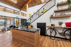 1004, 4515 McLeod Trail  For Lease
