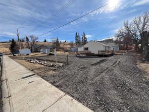 606 Main St Street  For Sale