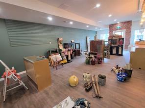 Main Floor space