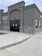 101, 2882 Box Springs Boulevard  For Lease