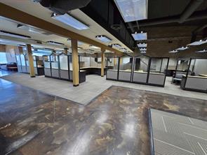 123, 2340 Pegasus Way NE For Lease