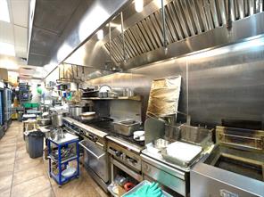 888 Vietnamese Restaurant   For Lease