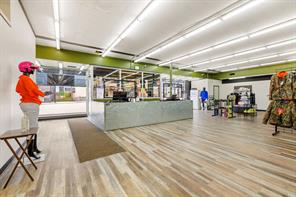 Main Floor, 419 50 Street  For Lease