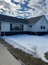5015 51 Avenue  For Sale