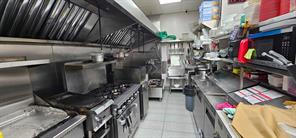kitchen full equipment's