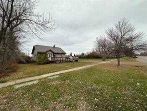 225 4 Avenue  For Sale
