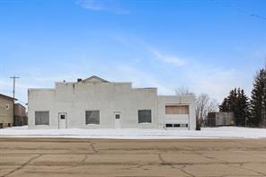 5019 52 Avenue  For Sale