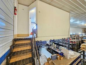 NE Mezzanine
