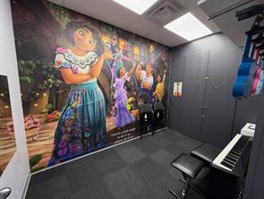 123S Music Avenue SE For Lease