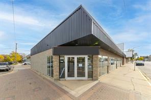 4813 49 Avenue  For Lease
