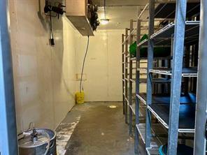 Walk in cooler