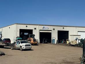 8902 99 Street  For Lease