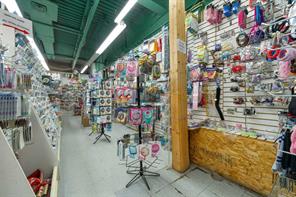 Party Supply Isle
