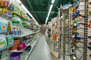 Long Isle of Greeting Cards & Home Supplies