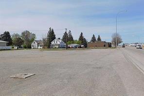 4419 1st Street W For Sale