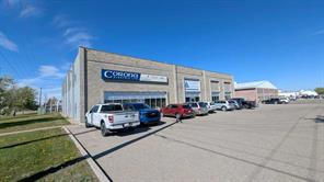 3605 18 Avenue N For Lease