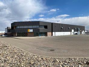 120, 2525 36 Street N For Lease