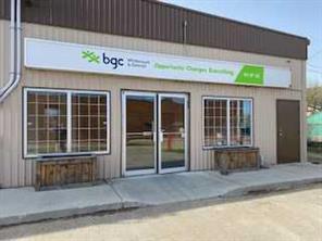 4812 50 Avenue  For Lease