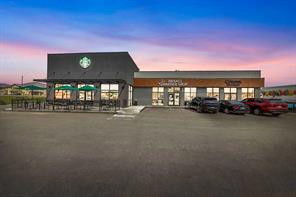 1501 50 Avenue  For Sale