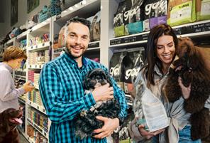 1212 Edmonton Pet Store Avenue N For Lease