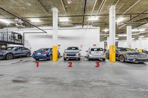 Parkade 3 Stalls