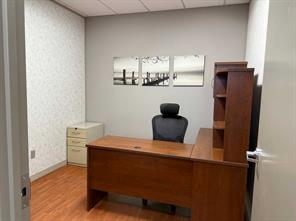 10 x 10 office