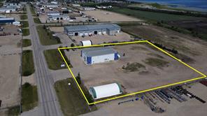 8901 99 Street  For Lease