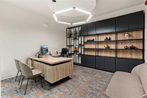 Executive Office 1_