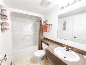 double room no kitchen
