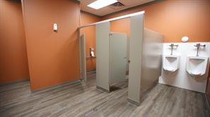 Mens Washrooms