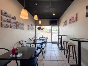 Restaurant  For Lease