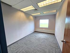 5 similar private offices