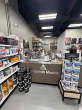 Decorator,Paint ,Residential ,Retail  For Lease